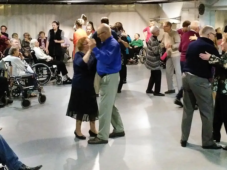 Senioritanssit SeniorKunnon salissa